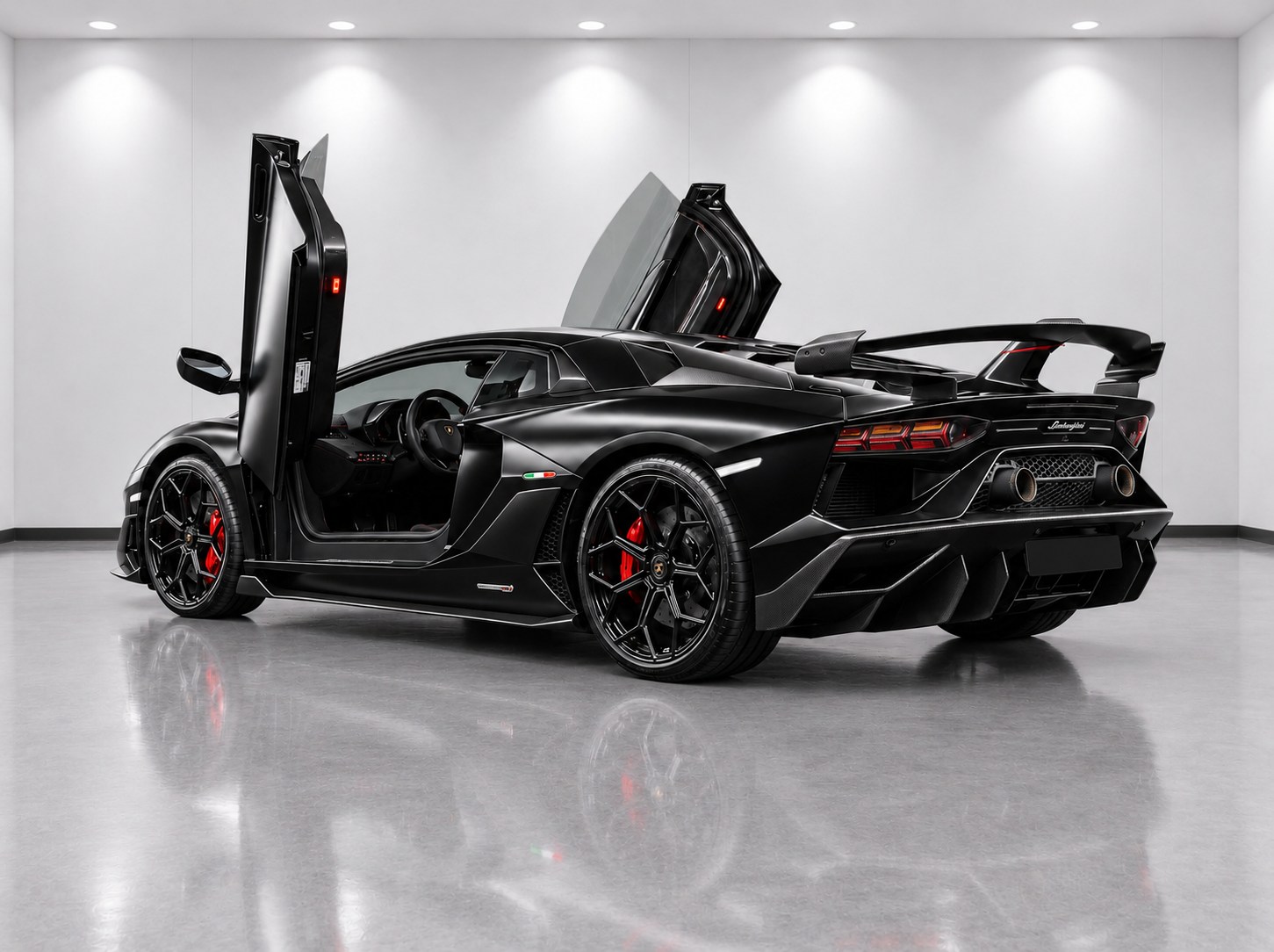 Lamborghini Aventador SVJ — exterior view 2