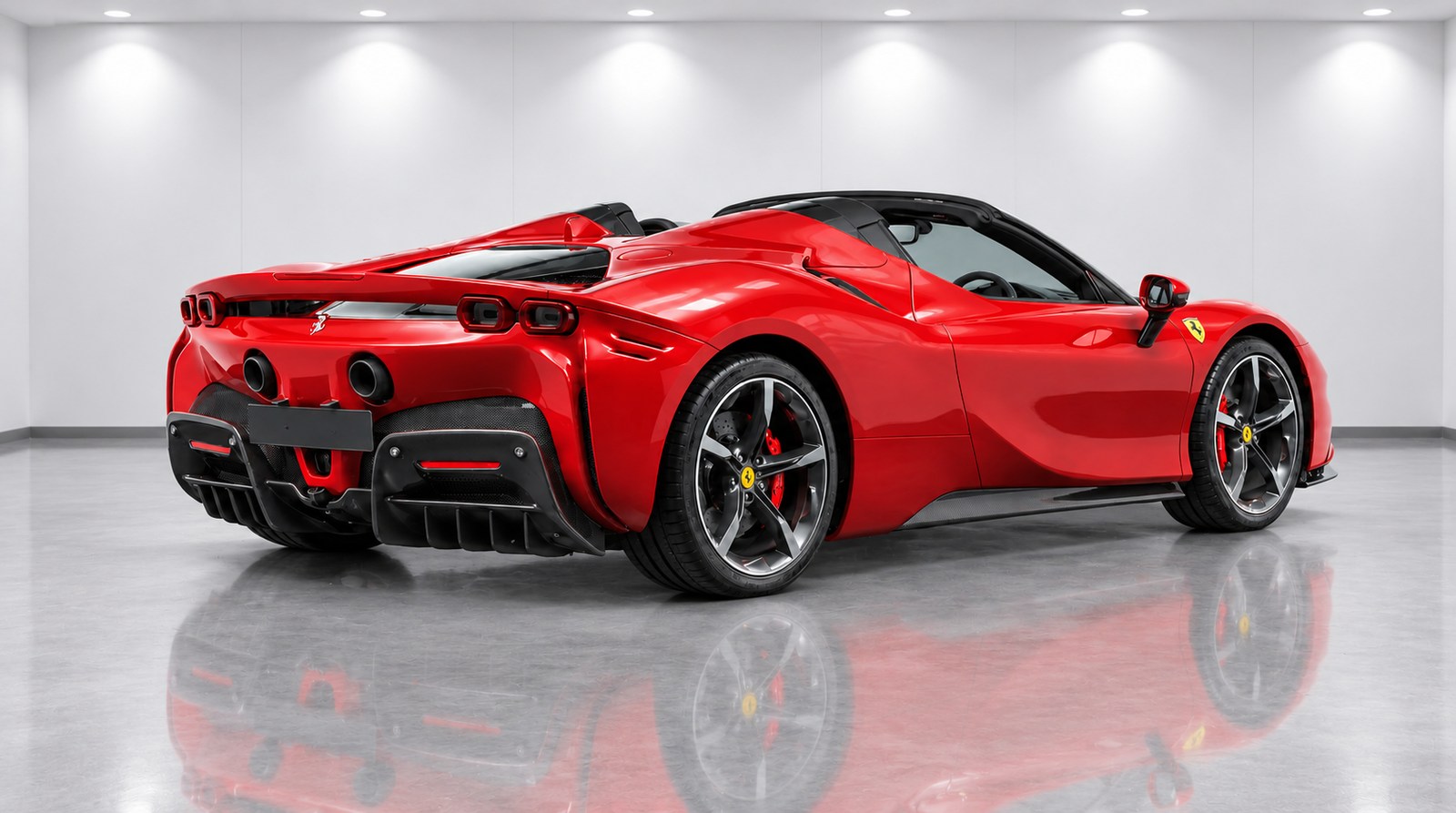 Ferrari SF90 Spider — exterior view 3