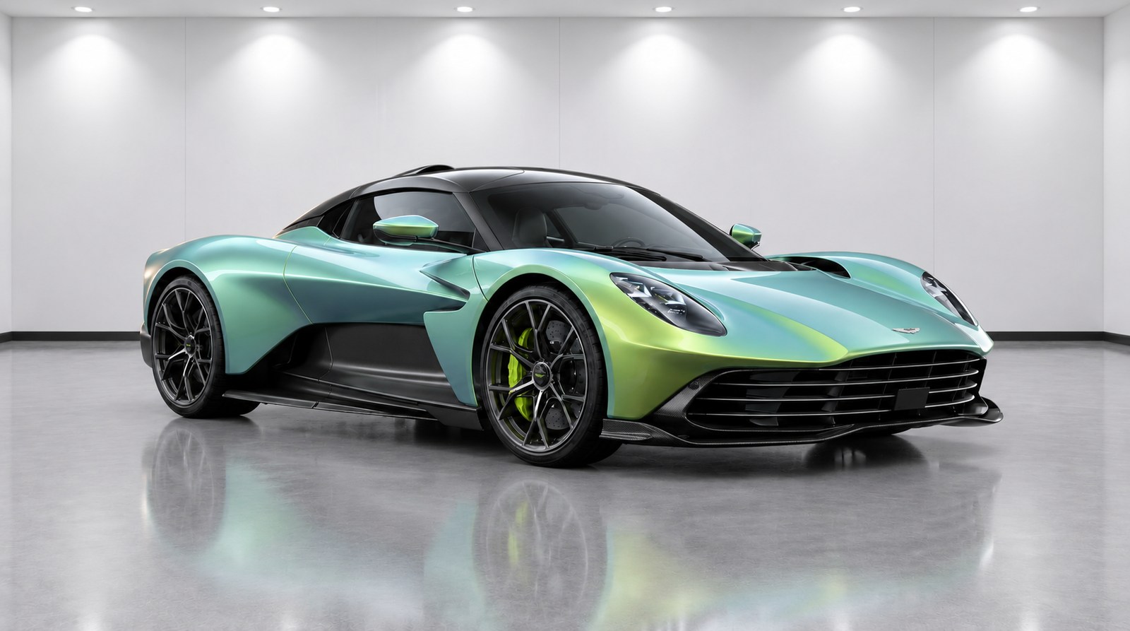 Aston Martin Valhalla — exterior view 2